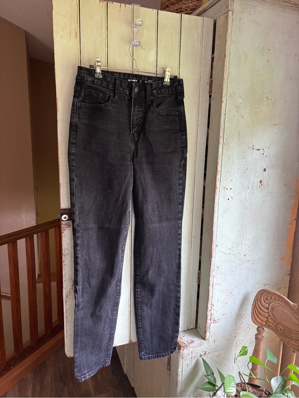 Women’s Old Navy OG Straight High-Rise Black Jeans - 2 TALL